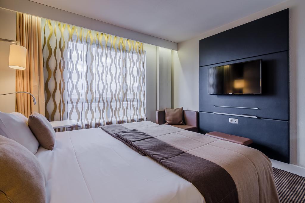 Mercure Cergy Pontoise Centre מראה חיצוני תמונה