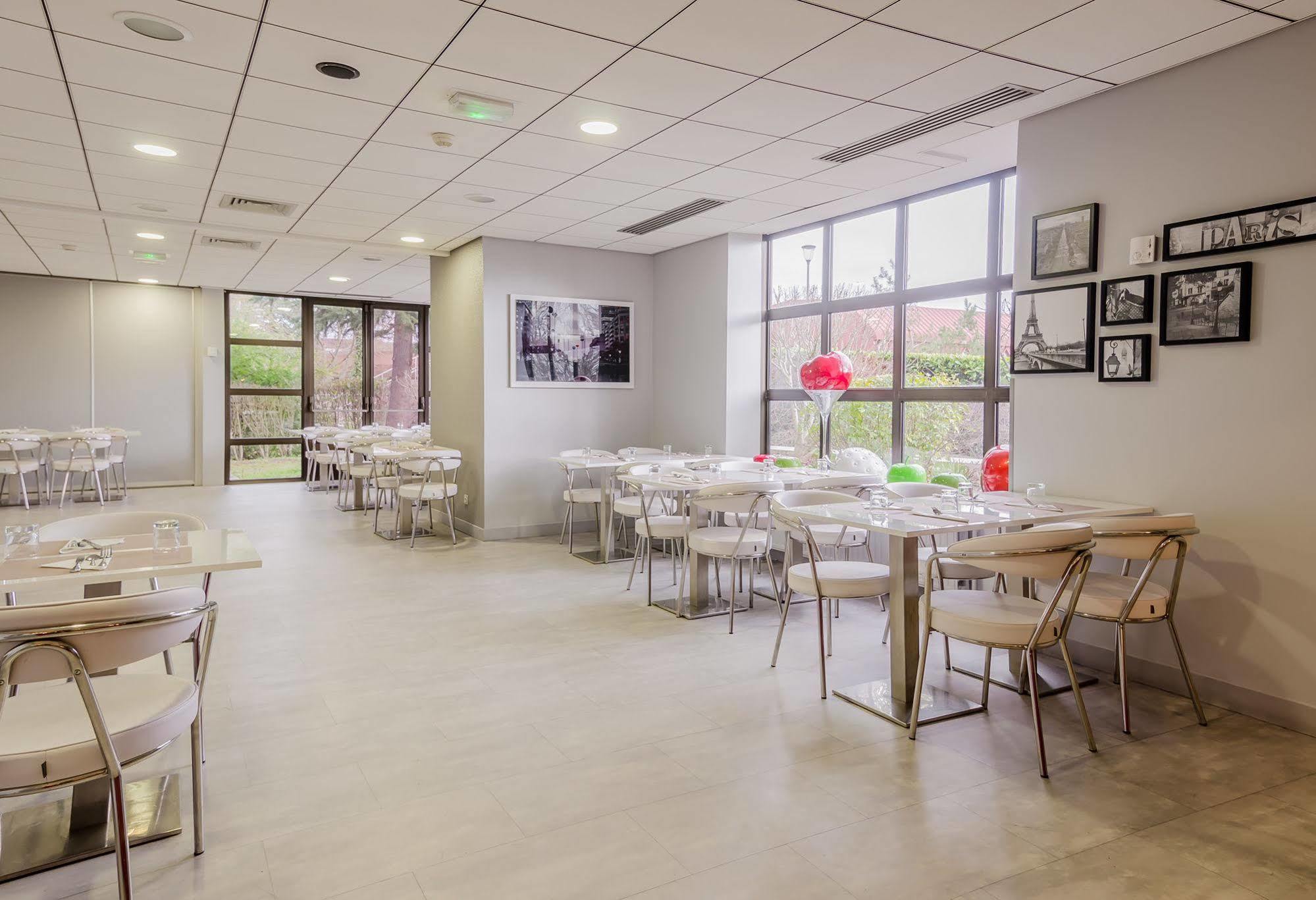 Mercure Cergy Pontoise Centre מראה חיצוני תמונה